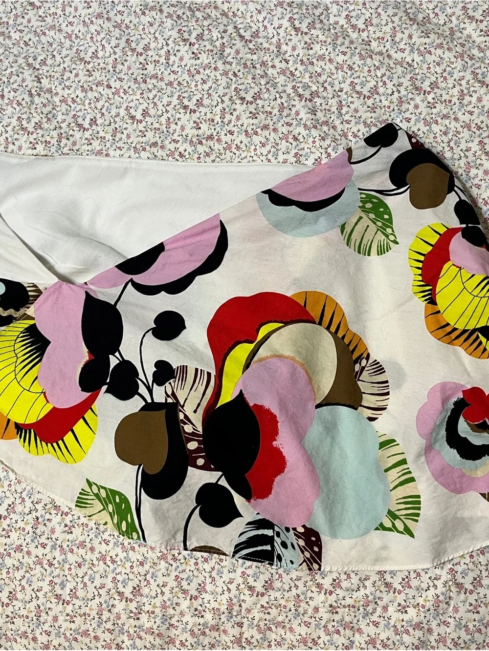 Zara Pink, Black & White Floral One-Shoulder Asymmetrical Top. Medium
